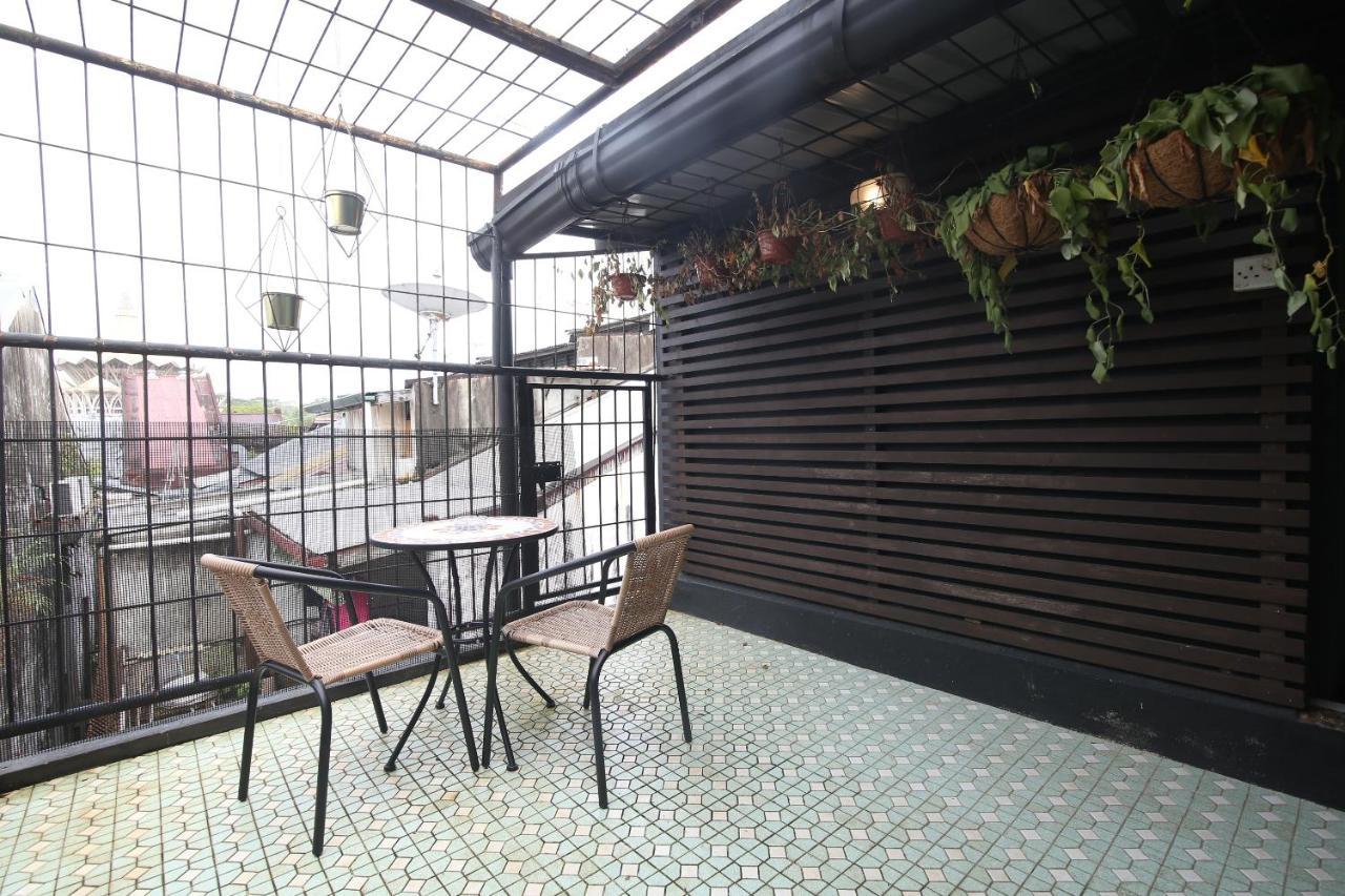 Spot On 90141 Threehouse Bed & Breakfast Kuching Exteriér fotografie