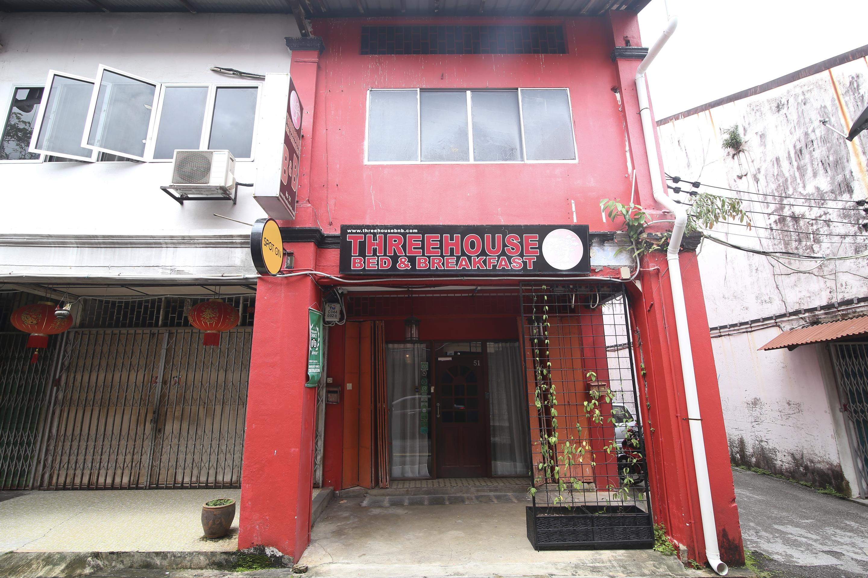 Spot On 90141 Threehouse Bed & Breakfast Kuching Exteriér fotografie