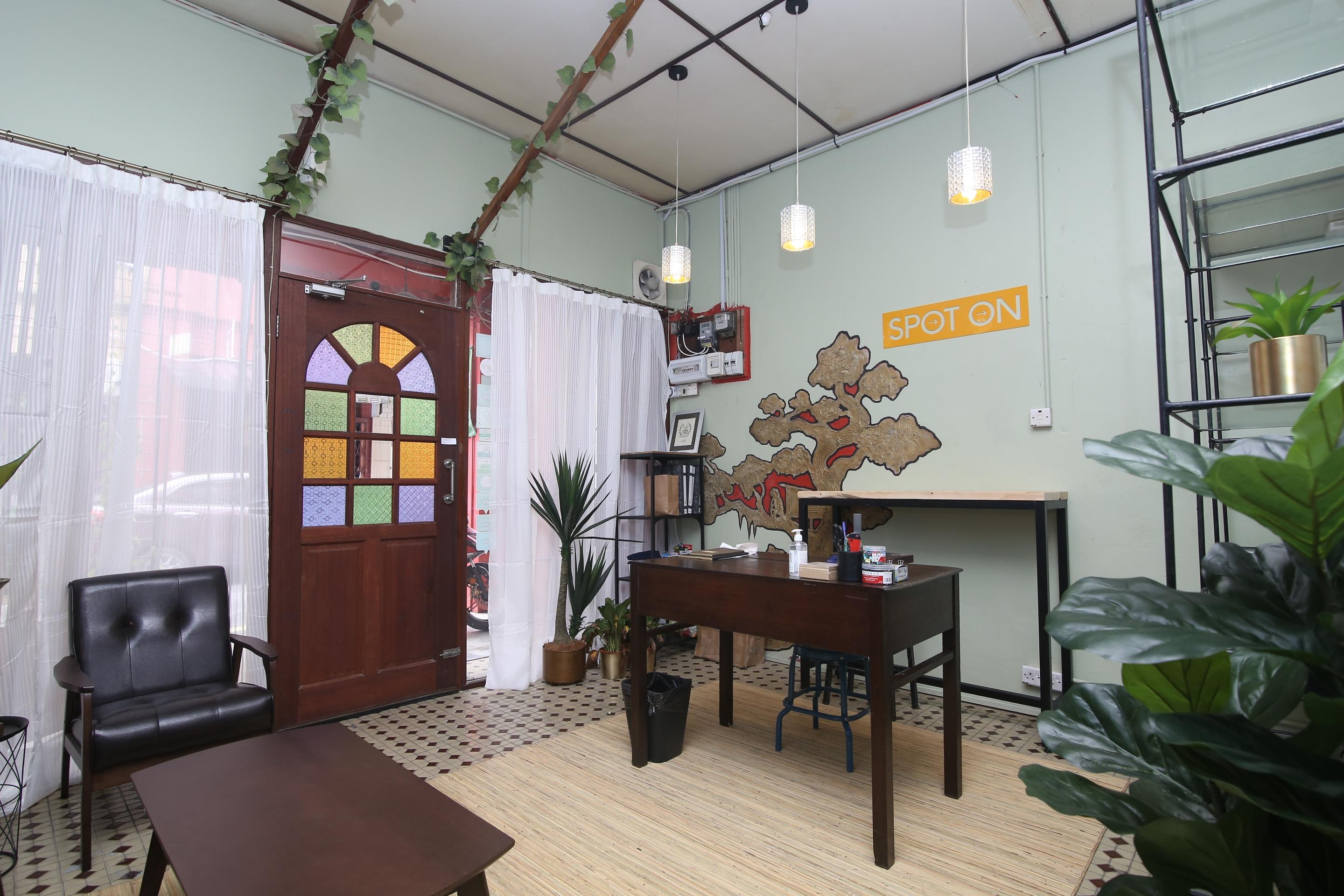 Spot On 90141 Threehouse Bed & Breakfast Kuching Exteriér fotografie